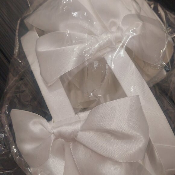 Wedding Girls Flower Baskets - Picture 2 of 3